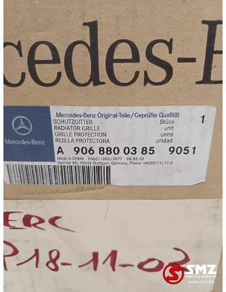 Mercedes-Benz Radiator grille mercedes - Rešetka za Kamion: slika Mercedes-Benz Radiator grille mercedes - Rešetka za Kamion Mercedes-Benz Radiator grille mercedes - Rešetka za Kamion: slika Mercedes-Benz Radiator grille mercedes - Rešetka za Kamion