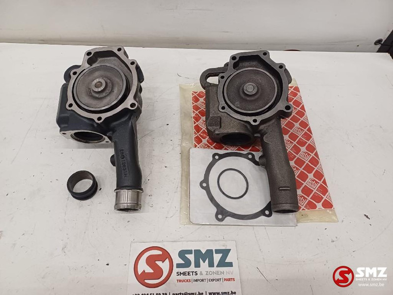 Mercedes-Benz Set van 2 waterpompen Mercedes - Vodena pumpa za Kamion: slika Mercedes-Benz Set van 2 waterpompen Mercedes - Vodena pumpa za Kamion Mercedes-Benz Set van 2 waterpompen Mercedes - Vodena pumpa za Kamion: slika Mercedes-Benz Set van 2 waterpompen Mercedes - Vodena pumpa za Kamion