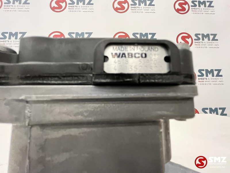 Mercedes-Benz Versnellingsbaksteller (hoog-laag aandrijving) - Mjenjač za Kamion: slika Mercedes-Benz Versnellingsbaksteller (hoog-laag aandrijving) - Mjenjač za Kamion Mercedes-Benz Versnellingsbaksteller (hoog-laag aandrijving) - Mjenjač za Kamion: slika Mercedes-Benz Versnellingsbaksteller (hoog-laag aandrijving) - Mjenjač za Kamion