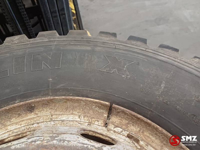 Michelin Occ vrachtwagenband 12.00R20 154/149K Michelin - Guma za Kamion: slika Michelin Occ vrachtwagenband 12.00R20 154/149K Michelin - Guma za Kamion Michelin Occ vrachtwagenband 12.00R20 154/149K Michelin - Guma za Kamion: slika Michelin Occ vrachtwagenband 12.00R20 154/149K Michelin - Guma za Kamion