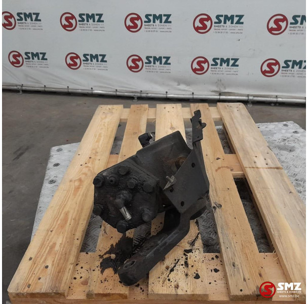 Renault Occ Stuurhuis Renault - Letva volana za Kamion: slika Renault Occ Stuurhuis Renault - Letva volana za Kamion Renault Occ Stuurhuis Renault - Letva volana za Kamion: slika Renault Occ Stuurhuis Renault - Letva volana za Kamion