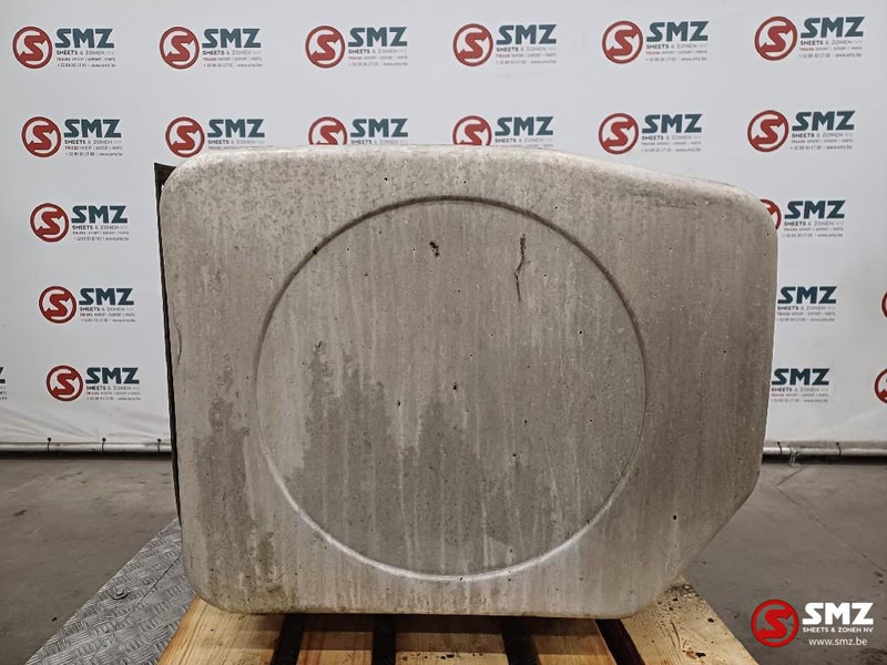 Renault Occ brandstoftank 400L Renault - Spremnik goriva za Kamion: slika Renault Occ brandstoftank 400L Renault - Spremnik goriva za Kamion Renault Occ brandstoftank 400L Renault - Spremnik goriva za Kamion: slika Renault Occ brandstoftank 400L Renault - Spremnik goriva za Kamion