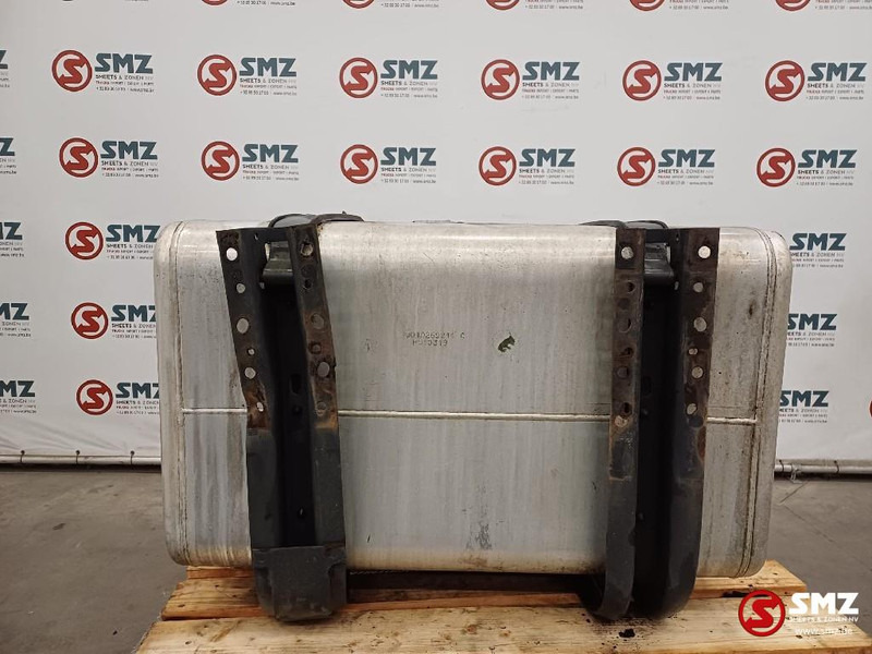 Renault Occ brandstoftank 400L Renault - Spremnik goriva za Kamion: slika Renault Occ brandstoftank 400L Renault - Spremnik goriva za Kamion Renault Occ brandstoftank 400L Renault - Spremnik goriva za Kamion: slika Renault Occ brandstoftank 400L Renault - Spremnik goriva za Kamion