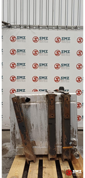 Renault Occ hydraulische tank 250L + materiaalkast Renault - Hidraulični spremnik za Kamion: slika Renault Occ hydraulische tank 250L + materiaalkast Renault - Hidraulični spremnik za Kamion Renault Occ hydraulische tank 250L + materiaalkast Renault - Hidraulični spremnik za Kamion: slika Renault Occ hydraulische tank 250L + materiaalkast Renault - Hidraulični spremnik za Kamion