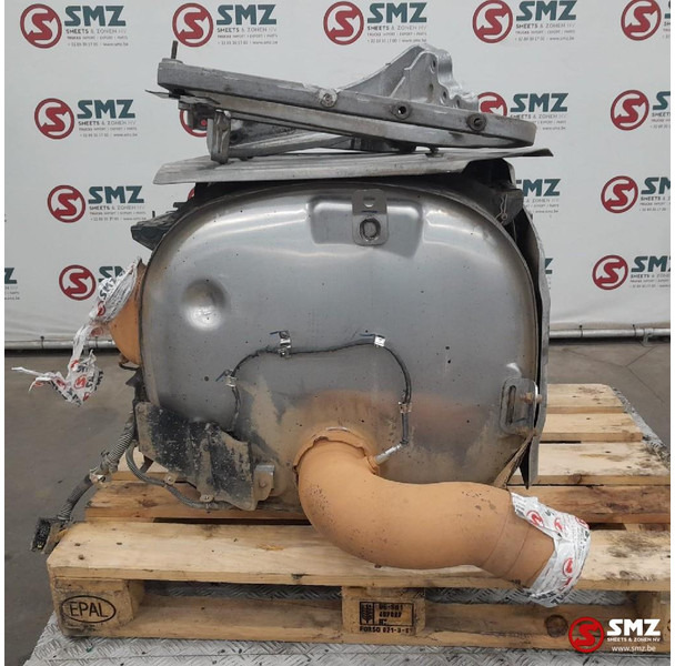 Renault Occ katalysator Euro 6 Renault - Katalizator za Kamion: slika Renault Occ katalysator Euro 6 Renault - Katalizator za Kamion Renault Occ katalysator Euro 6 Renault - Katalizator za Kamion: slika Renault Occ katalysator Euro 6 Renault - Katalizator za Kamion