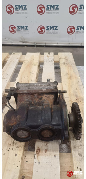 Renault Occ luchtcompressor DXI11 Renault - Motor i dijelovi za Kamion: slika Renault Occ luchtcompressor DXI11 Renault - Motor i dijelovi za Kamion Renault Occ luchtcompressor DXI11 Renault - Motor i dijelovi za Kamion: slika Renault Occ luchtcompressor DXI11 Renault - Motor i dijelovi za Kamion