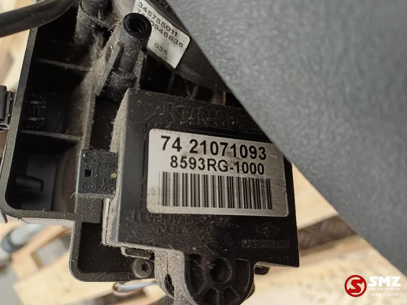 Upravljački mehanizam za Kamion Renault Occ stuurwiel + stuurkolom + stuurkolomschakelaars: slika Upravljački mehanizam za Kamion Renault Occ stuurwiel + stuurkolom + stuurkolomschakelaars