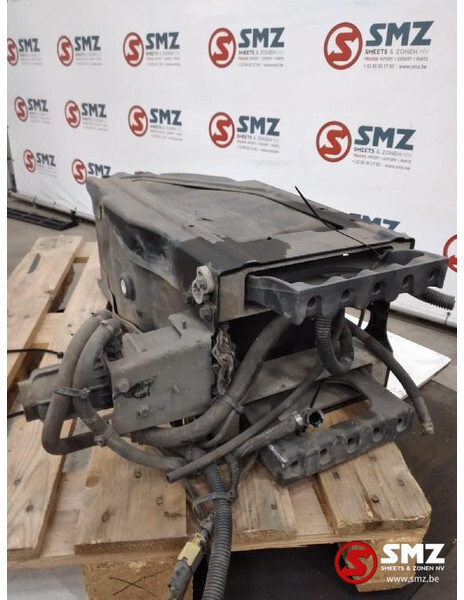 Scania Occ AdBluetank + pomp + module Scania euro6 - Sustav goriva za Kamion: slika Scania Occ AdBluetank + pomp + module Scania euro6 - Sustav goriva za Kamion Scania Occ AdBluetank + pomp + module Scania euro6 - Sustav goriva za Kamion: slika Scania Occ AdBluetank + pomp + module Scania euro6 - Sustav goriva za Kamion