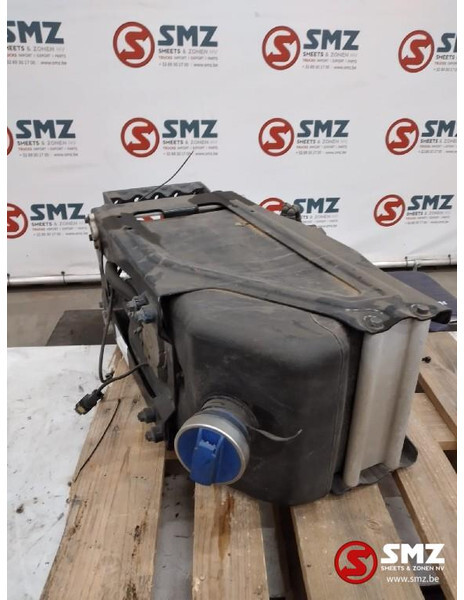 Scania Occ AdBluetank + pomp + module Scania euro6 - Sustav goriva za Kamion: slika Scania Occ AdBluetank + pomp + module Scania euro6 - Sustav goriva za Kamion Scania Occ AdBluetank + pomp + module Scania euro6 - Sustav goriva za Kamion: slika Scania Occ AdBluetank + pomp + module Scania euro6 - Sustav goriva za Kamion