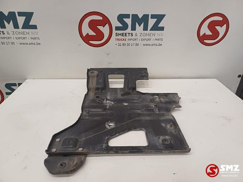 Scania Occ spatbordsteun rechtsachteraan Scania - Karoserija i eksterijer za Kamion: slika Scania Occ spatbordsteun rechtsachteraan Scania - Karoserija i eksterijer za Kamion Scania Occ spatbordsteun rechtsachteraan Scania - Karoserija i eksterijer za Kamion: slika Scania Occ spatbordsteun rechtsachteraan Scania - Karoserija i eksterijer za Kamion