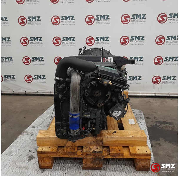 Scania Occ versnellingsbak GRS905R + retarder Scania - Mjenjač za Kamion: slika Scania Occ versnellingsbak GRS905R + retarder Scania - Mjenjač za Kamion Scania Occ versnellingsbak GRS905R + retarder Scania - Mjenjač za Kamion: slika Scania Occ versnellingsbak GRS905R + retarder Scania - Mjenjač za Kamion