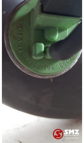 Volvo Occ Luchtfilter FH12/16 - Filter zraka za Kamion: slika Volvo Occ Luchtfilter FH12/16 - Filter zraka za Kamion Volvo Occ Luchtfilter FH12/16 - Filter zraka za Kamion: slika Volvo Occ Luchtfilter FH12/16 - Filter zraka za Kamion