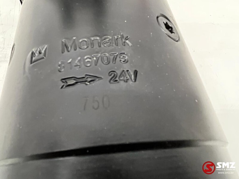 Volvo Starter 24V 6.6kW Volvo - Starter za Kamion: slika Volvo Starter 24V 6.6kW Volvo - Starter za Kamion Volvo Starter 24V 6.6kW Volvo - Starter za Kamion: slika Volvo Starter 24V 6.6kW Volvo - Starter za Kamion