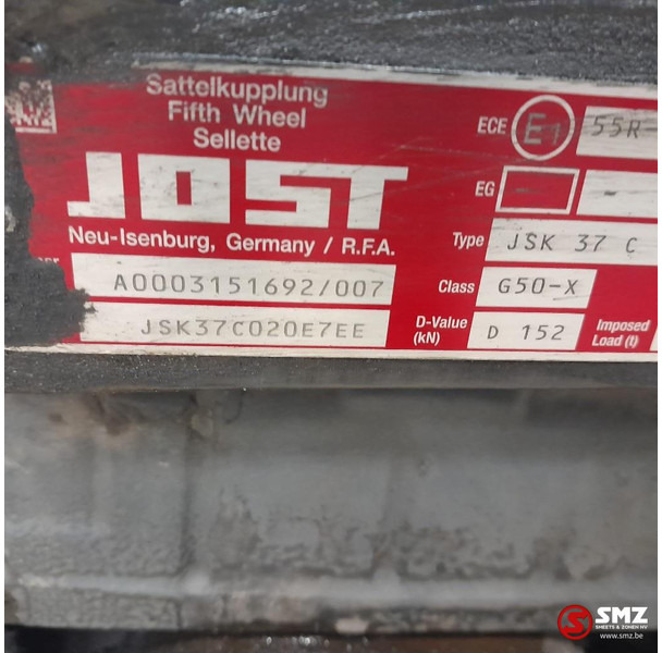 Jost Occ koppelschotel JSK37C + montageplaat Jost - Sedlo za Kamion: slika jost Occ koppelschotel JSK37C + montageplaat Jost - Sedlo za Kamion Jost Occ koppelschotel JSK37C + montageplaat Jost - Sedlo za Kamion: slika jost Occ koppelschotel JSK37C + montageplaat Jost - Sedlo za Kamion