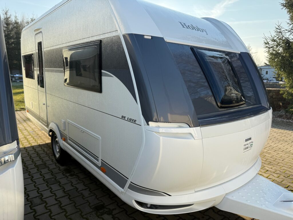 HOBBY DE LUXE 460 UFe 2025 - Kamp prikolica: slika HOBBY DE LUXE 460 UFe 2025 - Kamp prikolica HOBBY DE LUXE 460 UFe 2025 - Kamp prikolica: slika HOBBY DE LUXE 460 UFe 2025 - Kamp prikolica