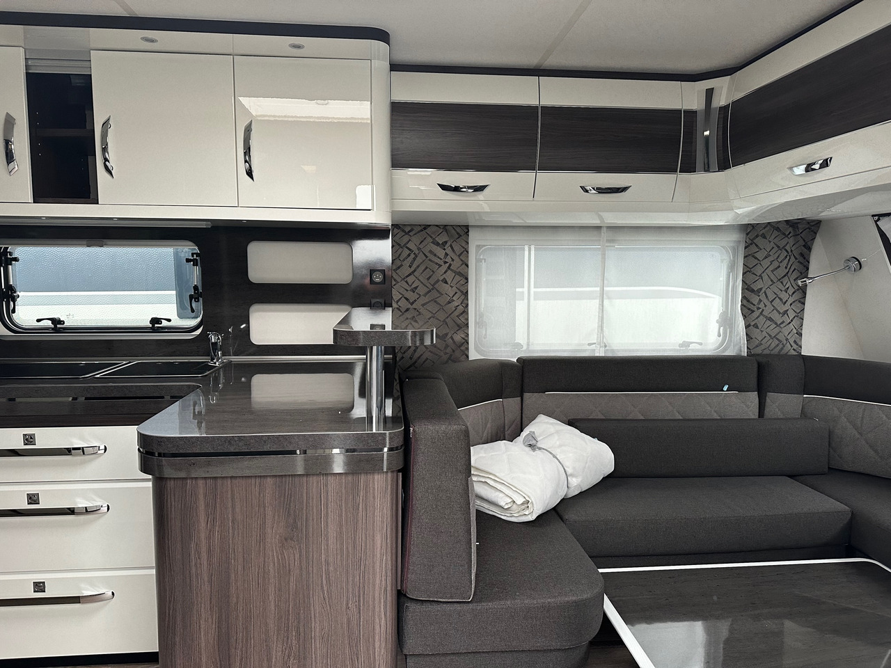 PRESTIGE 720 WQC 2024 - Kamp prikolica: slika PRESTIGE 720 WQC 2024 - Kamp prikolica PRESTIGE 720 WQC 2024 - Kamp prikolica: slika PRESTIGE 720 WQC 2024 - Kamp prikolica