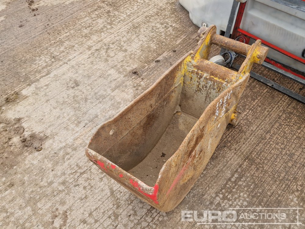12" Strickland Digging Bucket 45mm Pin to suit 4-6 Ton Excavator - Korpa: slika 12" Strickland Digging Bucket 45mm Pin to suit 4-6 Ton Excavator - Korpa 12" Strickland Digging Bucket 45mm Pin to suit 4-6 Ton Excavator - Korpa: slika 12" Strickland Digging Bucket 45mm Pin to suit 4-6 Ton Excavator - Korpa