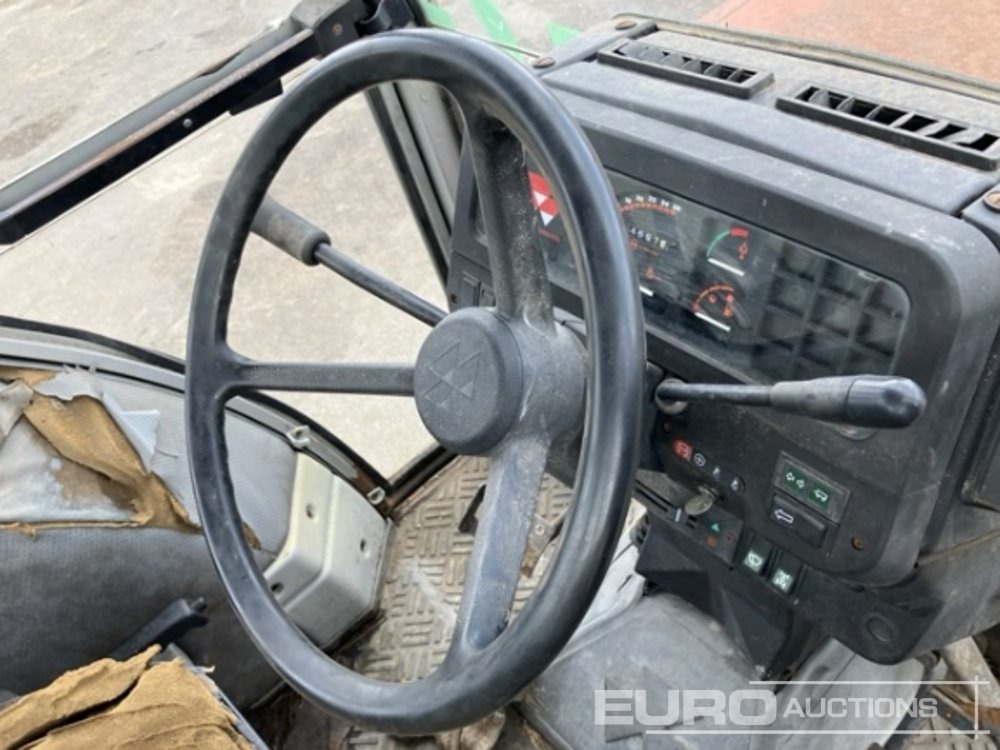 1992 Massey Ferguson 399 - Traktor: slika 1992 Massey Ferguson 399 - Traktor 1992 Massey Ferguson 399 - Traktor: slika 1992 Massey Ferguson 399 - Traktor