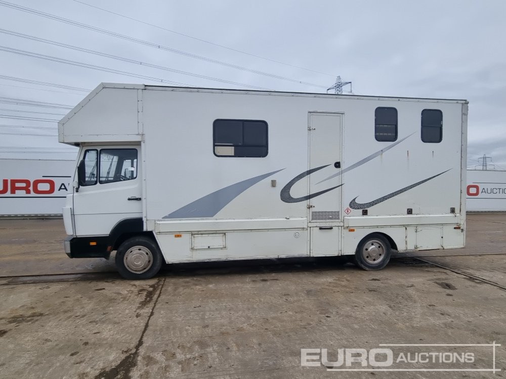 1998 Mercedes 814 - Kamion za prijevoz konja: slika 1998 Mercedes 814 - Kamion za prijevoz konja 1998 Mercedes 814 - Kamion za prijevoz konja: slika 1998 Mercedes 814 - Kamion za prijevoz konja