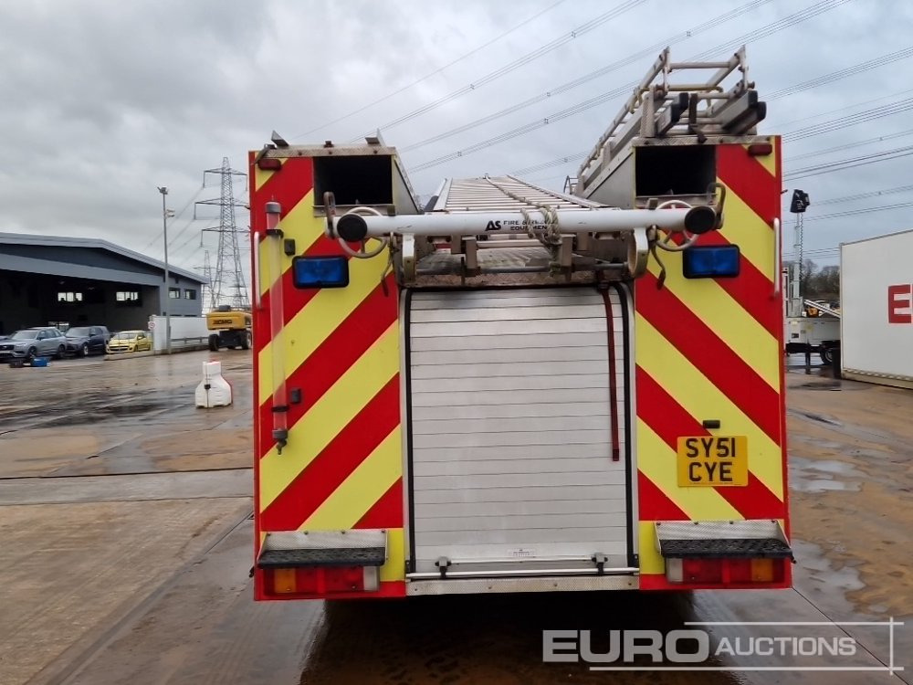 2001 MAN 4x2 Fire Engine, Manual Gearbox - Vatrogasno vozilo: slika 2001 MAN 4x2 Fire Engine, Manual Gearbox - Vatrogasno vozilo 2001 MAN 4x2 Fire Engine, Manual Gearbox - Vatrogasno vozilo: slika 2001 MAN 4x2 Fire Engine, Manual Gearbox - Vatrogasno vozilo