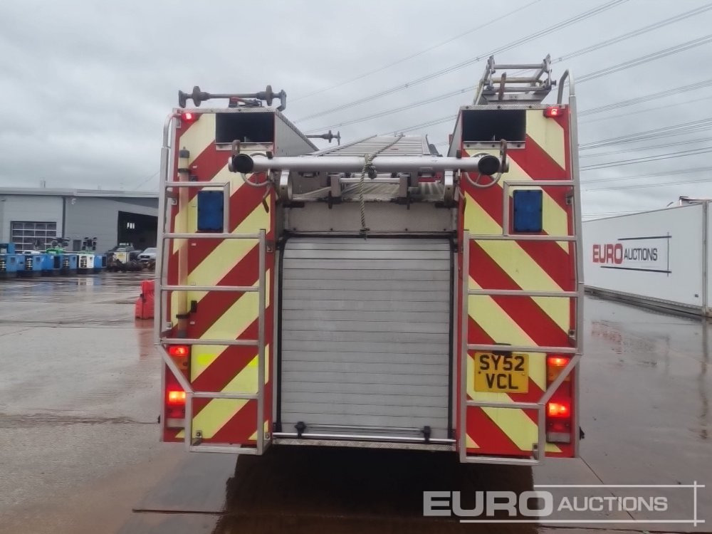 2002 MAN 4x2 Fire Engine, Automatic Gearbox (Reg. Docs. Available) - Vatrogasno vozilo: slika 2002 MAN 4x2 Fire Engine, Automatic Gearbox (Reg. Docs. Available) - Vatrogasno vozilo 2002 MAN 4x2 Fire Engine, Automatic Gearbox (Reg. Docs. Available) - Vatrogasno vozilo: slika 2002 MAN 4x2 Fire Engine, Automatic Gearbox (Reg. Docs. Available) - Vatrogasno vozilo