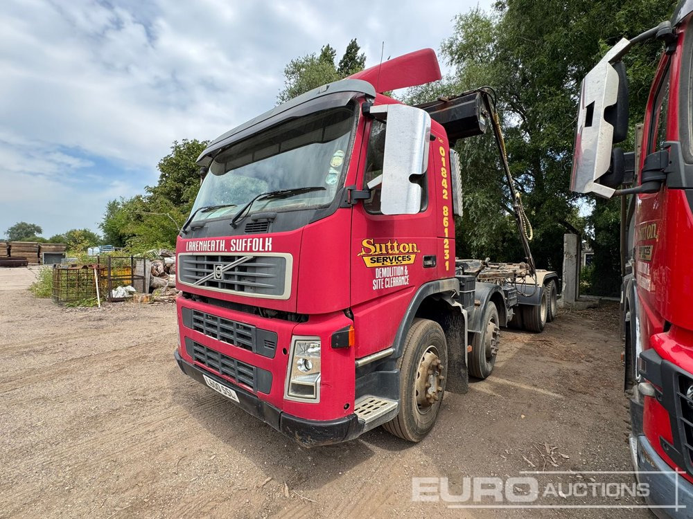 2002 Volvo FM12 - Kamion s kukastom dizalicom: slika 2002 Volvo FM12 - Kamion s kukastom dizalicom 2002 Volvo FM12 - Kamion s kukastom dizalicom: slika 2002 Volvo FM12 - Kamion s kukastom dizalicom