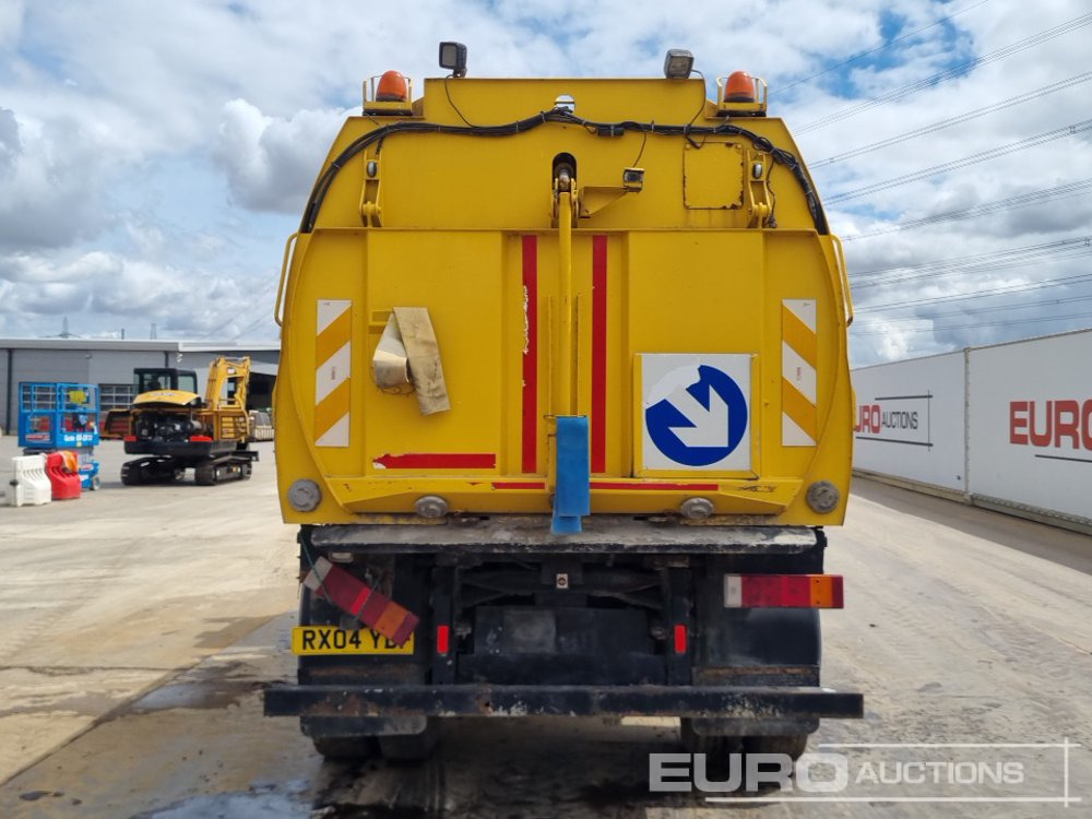 2004 Iveco ML130E18K - Cestovna čistilica: slika 2004 Iveco ML130E18K - Cestovna čistilica 2004 Iveco ML130E18K - Cestovna čistilica: slika 2004 Iveco ML130E18K - Cestovna čistilica