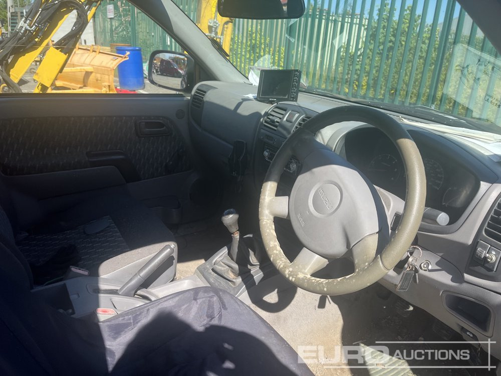 2005 Isuzu Dmax - Pick-up: slika 2005 Isuzu Dmax - Pick-up 2005 Isuzu Dmax - Pick-up: slika 2005 Isuzu Dmax - Pick-up