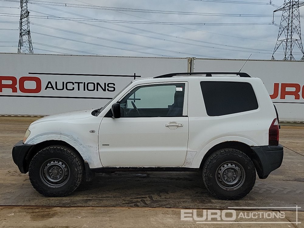 2005 Mitsubishi Shogun - SUV: slika 2005 Mitsubishi Shogun - SUV 2005 Mitsubishi Shogun - SUV: slika 2005 Mitsubishi Shogun - SUV