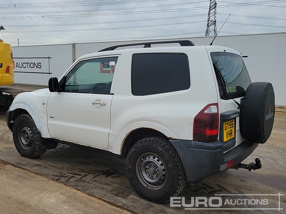 2005 Mitsubishi Shogun - SUV: slika 2005 Mitsubishi Shogun - SUV 2005 Mitsubishi Shogun - SUV: slika 2005 Mitsubishi Shogun - SUV