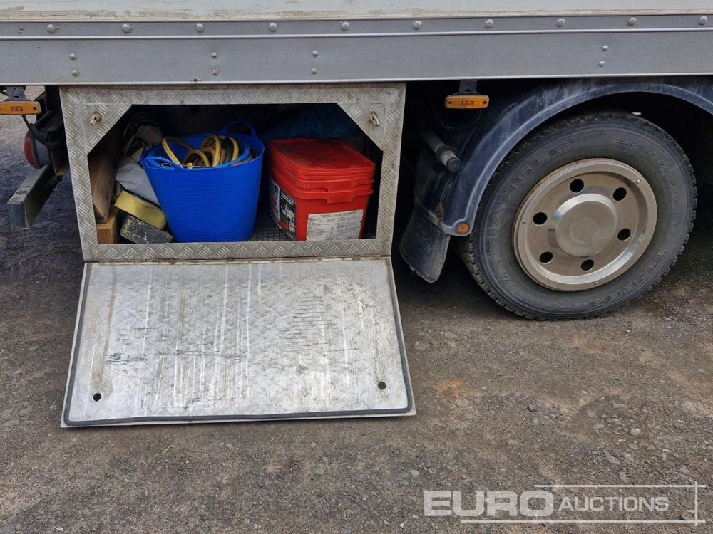 2006 DAF 45.150 - Kamion za prijevoz stoke: slika 2006 DAF 45.150 - Kamion za prijevoz stoke 2006 DAF 45.150 - Kamion za prijevoz stoke: slika 2006 DAF 45.150 - Kamion za prijevoz stoke