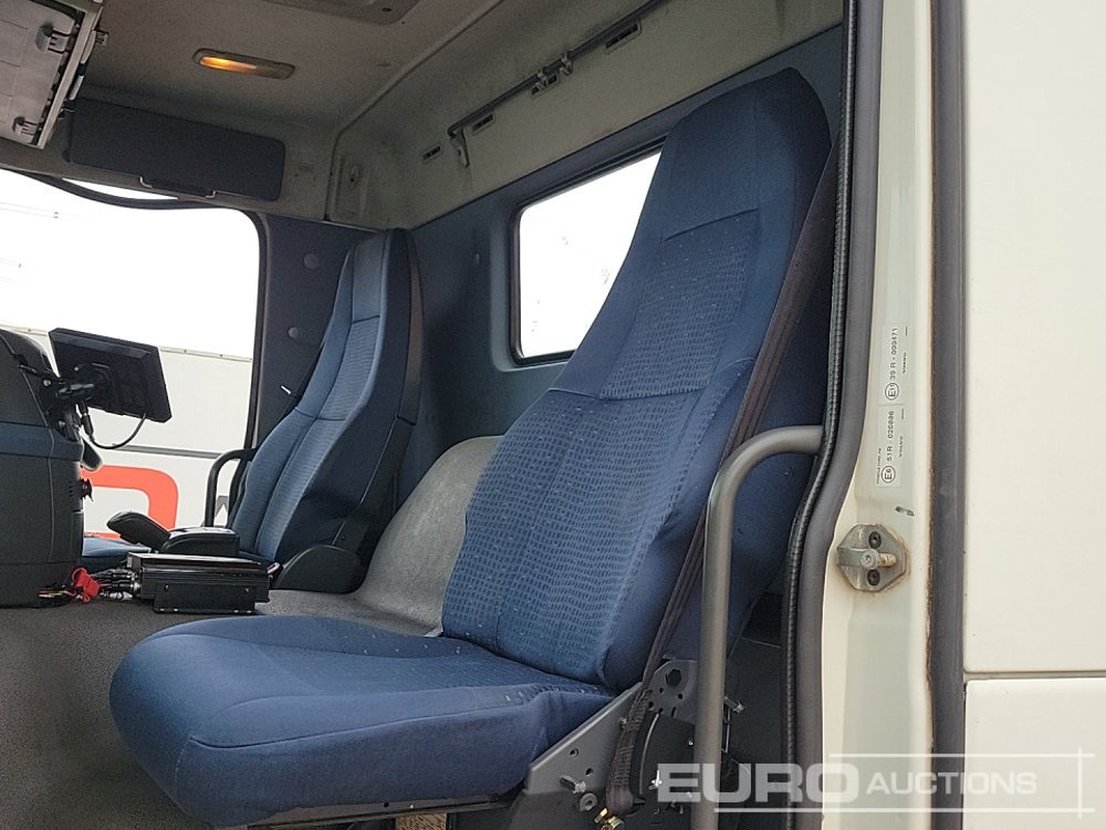 Kamion s otvorenim sandukom 2007 Volvo FM340: slika Kamion s otvorenim sandukom 2007 Volvo FM340
