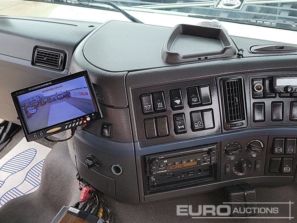 Kamion s otvorenim sandukom 2007 Volvo FM340: slika Kamion s otvorenim sandukom 2007 Volvo FM340