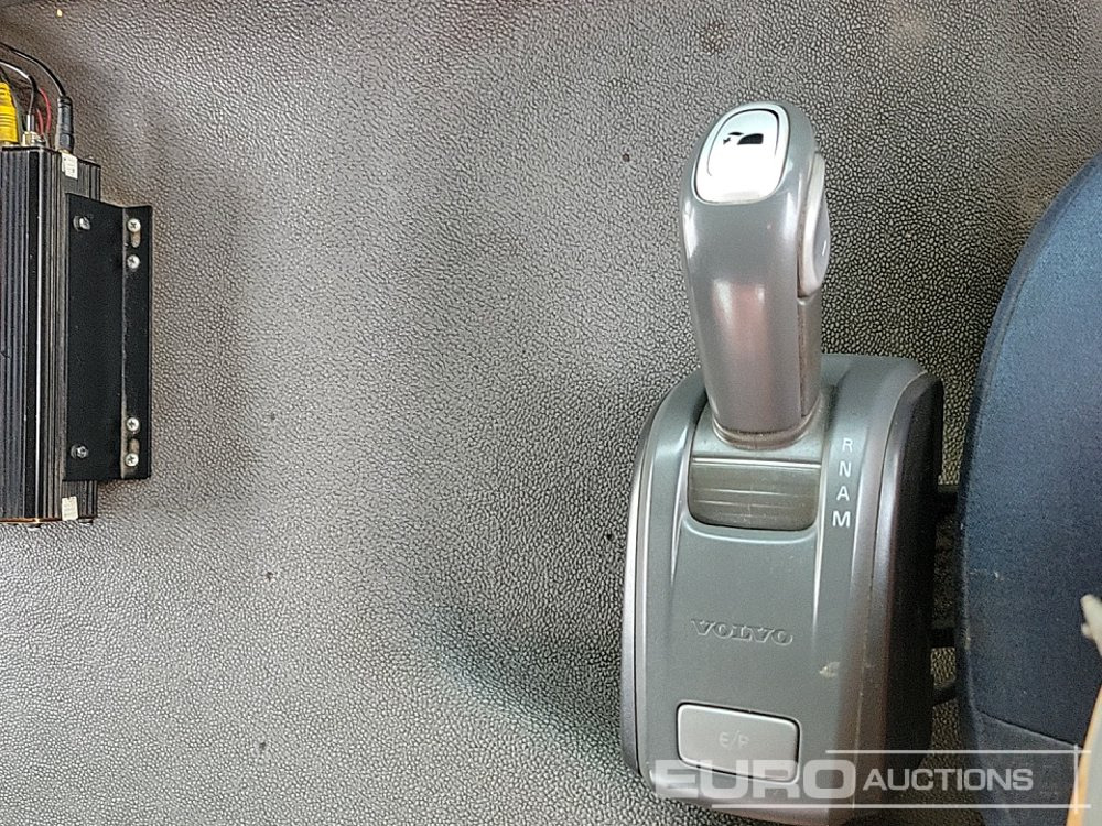 Kamion s otvorenim sandukom 2007 Volvo FM340: slika Kamion s otvorenim sandukom 2007 Volvo FM340