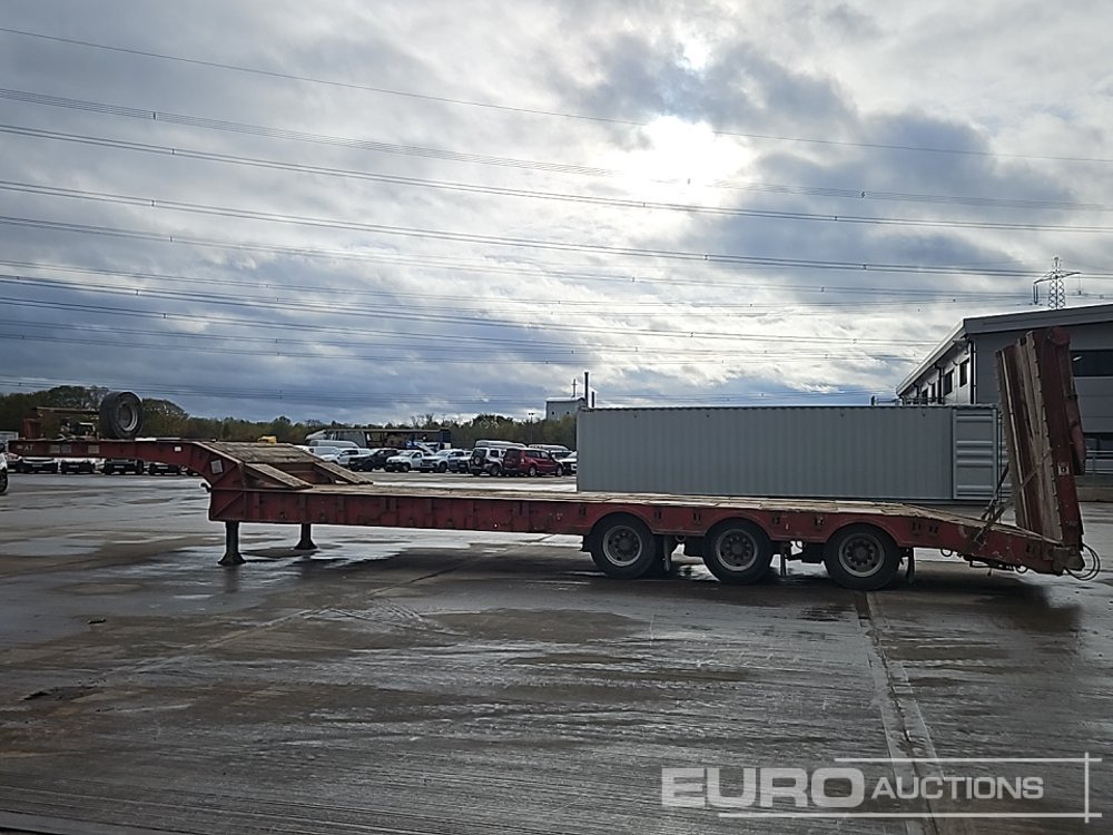 2009 Andover Tri Axle Step Frame Low Loader, Winch, Hydraulic Fliptoe Ramps - Poluprikolica s niskim utovarivačem: slika 2009 Andover Tri Axle Step Frame Low Loader, Winch, Hydraulic Fliptoe Ramps - Poluprikolica s niskim utovarivačem 2009 Andover Tri Axle Step Frame Low Loader, Winch, Hydraulic Fliptoe Ramps - Poluprikolica s niskim utovarivačem: slika 2009 Andover Tri Axle Step Frame Low Loader, Winch, Hydraulic Fliptoe Ramps - Poluprikolica s niskim utovarivačem