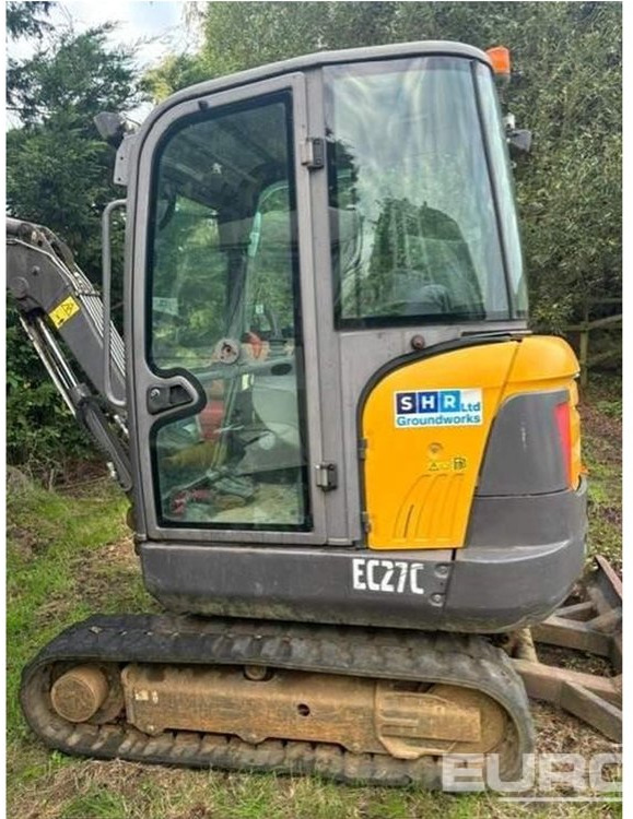 2009 Volvo EC27 - Mini bager: slika 2009 Volvo EC27 - Mini bager 2009 Volvo EC27 - Mini bager: slika 2009 Volvo EC27 - Mini bager
