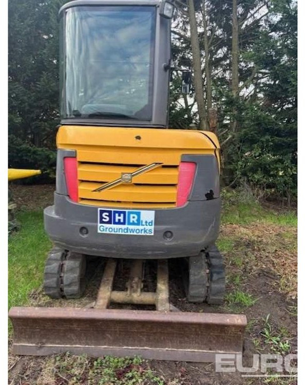 2009 Volvo EC27 - Mini bager: slika 2009 Volvo EC27 - Mini bager 2009 Volvo EC27 - Mini bager: slika 2009 Volvo EC27 - Mini bager