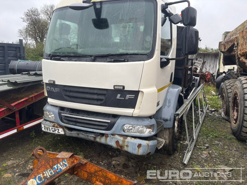 2011 DAF LF55-220 - Kamion s otvorenim sandukom: slika 2011 DAF LF55-220 - Kamion s otvorenim sandukom 2011 DAF LF55-220 - Kamion s otvorenim sandukom: slika 2011 DAF LF55-220 - Kamion s otvorenim sandukom