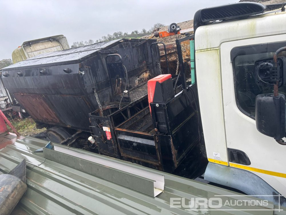 2011 DAF LF55-220 - Kamion s otvorenim sandukom: slika 2011 DAF LF55-220 - Kamion s otvorenim sandukom 2011 DAF LF55-220 - Kamion s otvorenim sandukom: slika 2011 DAF LF55-220 - Kamion s otvorenim sandukom