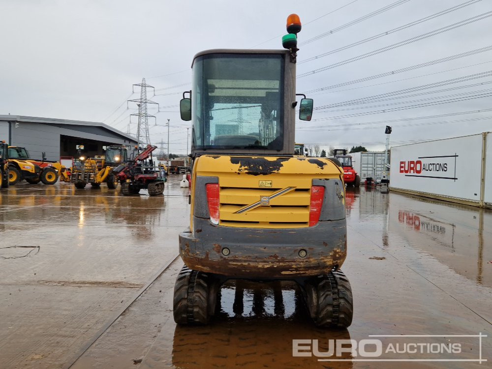 2011 Volvo EC27C - Mini bager: slika 2011 Volvo EC27C - Mini bager 2011 Volvo EC27C - Mini bager: slika 2011 Volvo EC27C - Mini bager