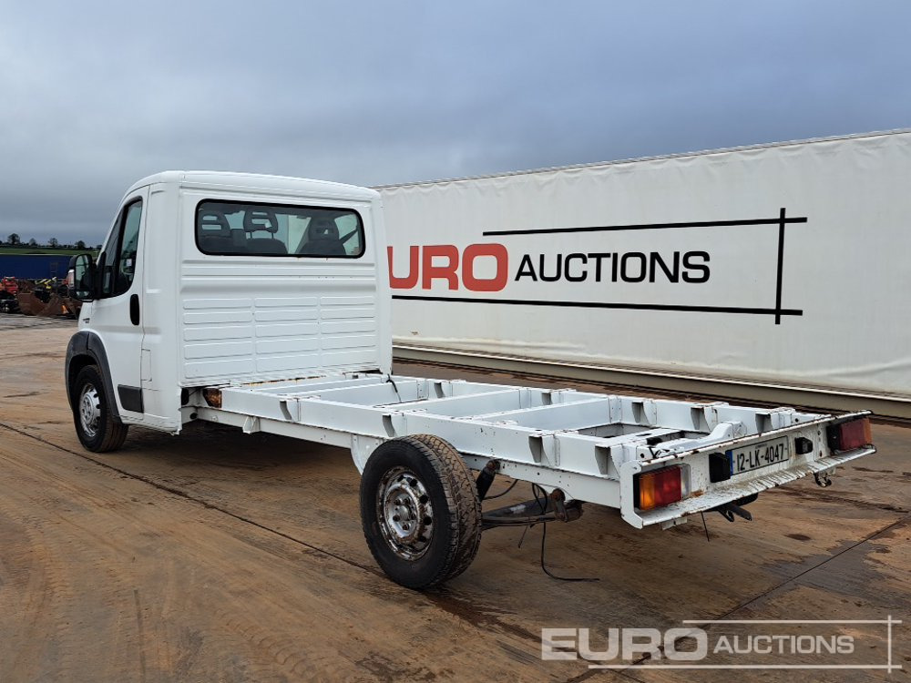 2012 Fiat Ducato Maxi - Dostavno vozilo s ravnom platformom: slika 2012 Fiat Ducato Maxi - Dostavno vozilo s ravnom platformom 2012 Fiat Ducato Maxi - Dostavno vozilo s ravnom platformom: slika 2012 Fiat Ducato Maxi - Dostavno vozilo s ravnom platformom