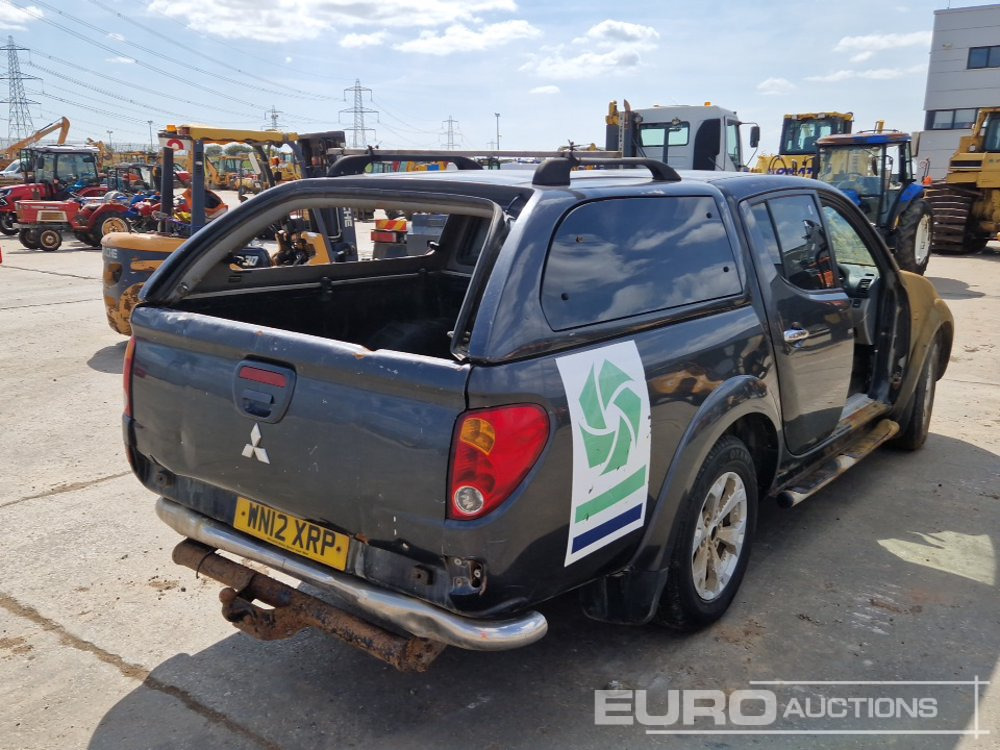 2012 Mitsubishi L200 - Pick-up: slika 2012 Mitsubishi L200 - Pick-up 2012 Mitsubishi L200 - Pick-up: slika 2012 Mitsubishi L200 - Pick-up