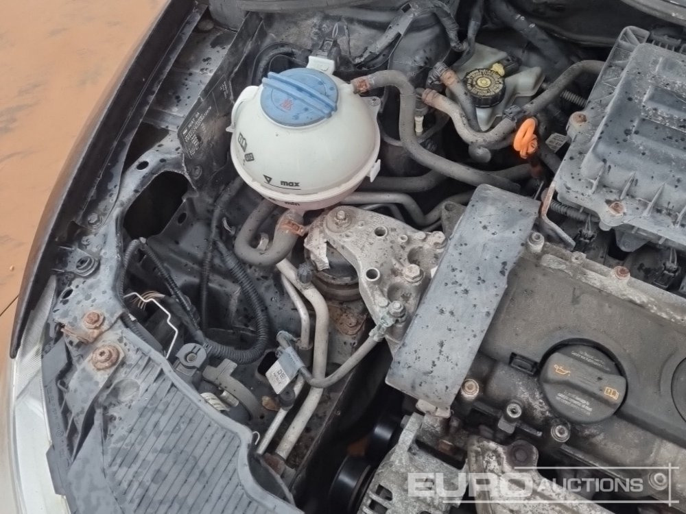 Automobil 2012 Seat Ibiza: slika Automobil 2012 Seat Ibiza Automobil 2012 Seat Ibiza: slika Automobil 2012 Seat Ibiza