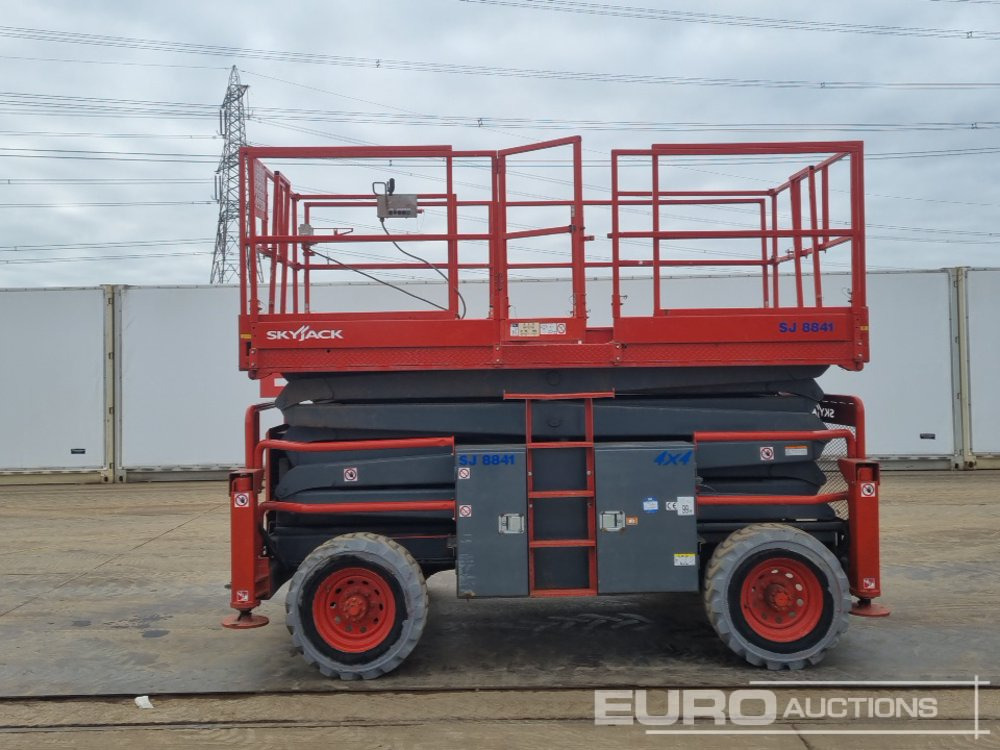 2012 SkyJack SJ8841 - Podizna platforma: slika 2012 SkyJack SJ8841 - Podizna platforma 2012 SkyJack SJ8841 - Podizna platforma: slika 2012 SkyJack SJ8841 - Podizna platforma