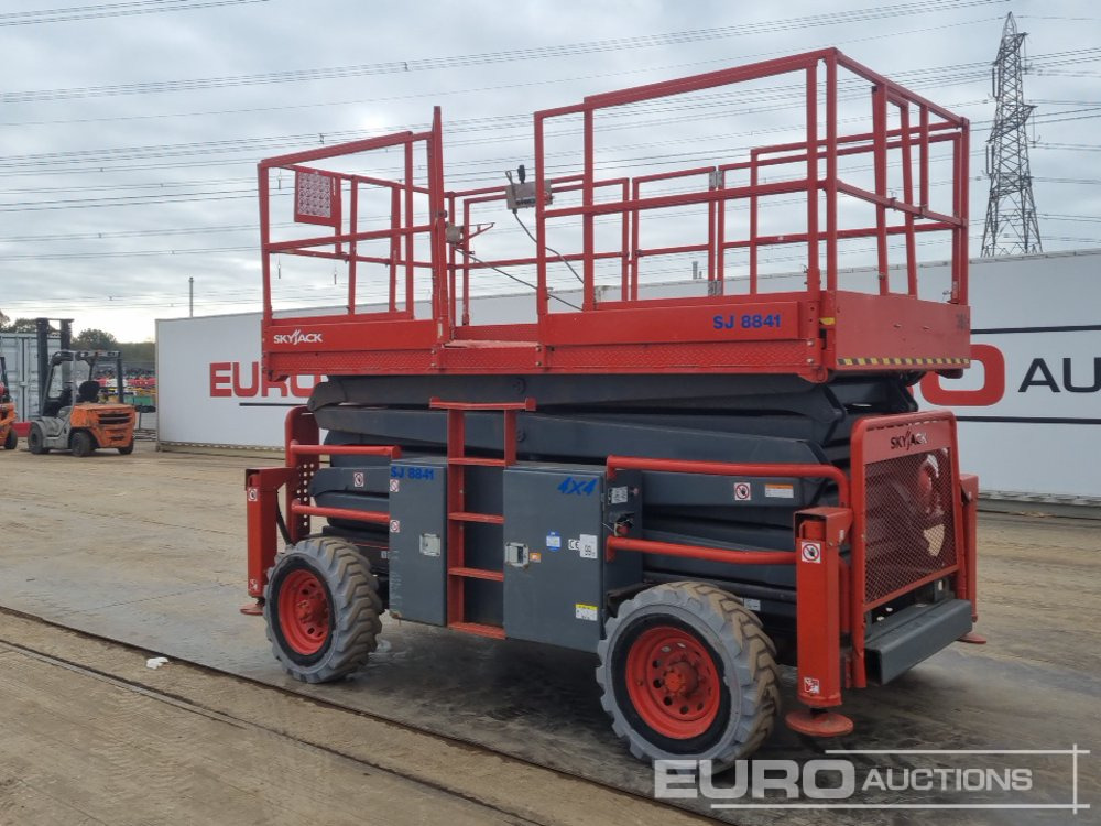 2012 SkyJack SJ8841 - Podizna platforma: slika 2012 SkyJack SJ8841 - Podizna platforma 2012 SkyJack SJ8841 - Podizna platforma: slika 2012 SkyJack SJ8841 - Podizna platforma