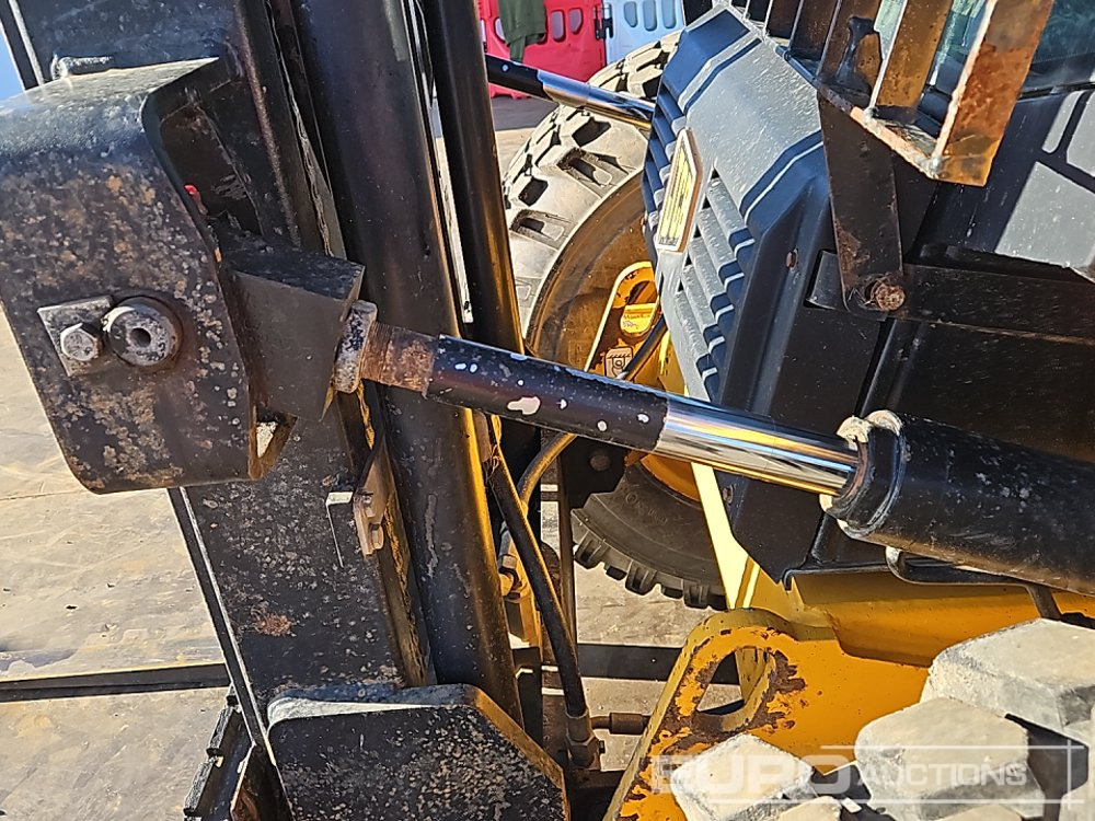 Viličar za teške terene 2013 JCB 926: slika Viličar za teške terene 2013 JCB 926 Viličar za teške terene 2013 JCB 926: slika Viličar za teške terene 2013 JCB 926