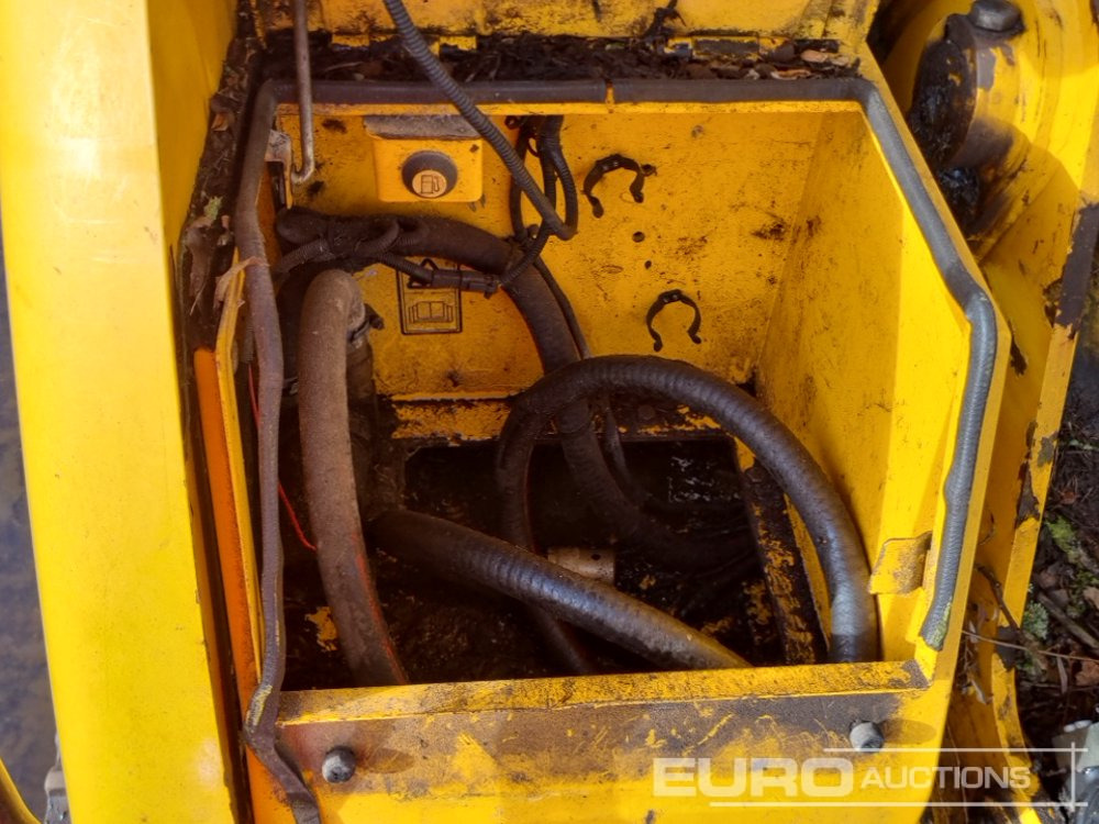 Bager gusjeničar 2013 JCB JS130: slika Bager gusjeničar 2013 JCB JS130