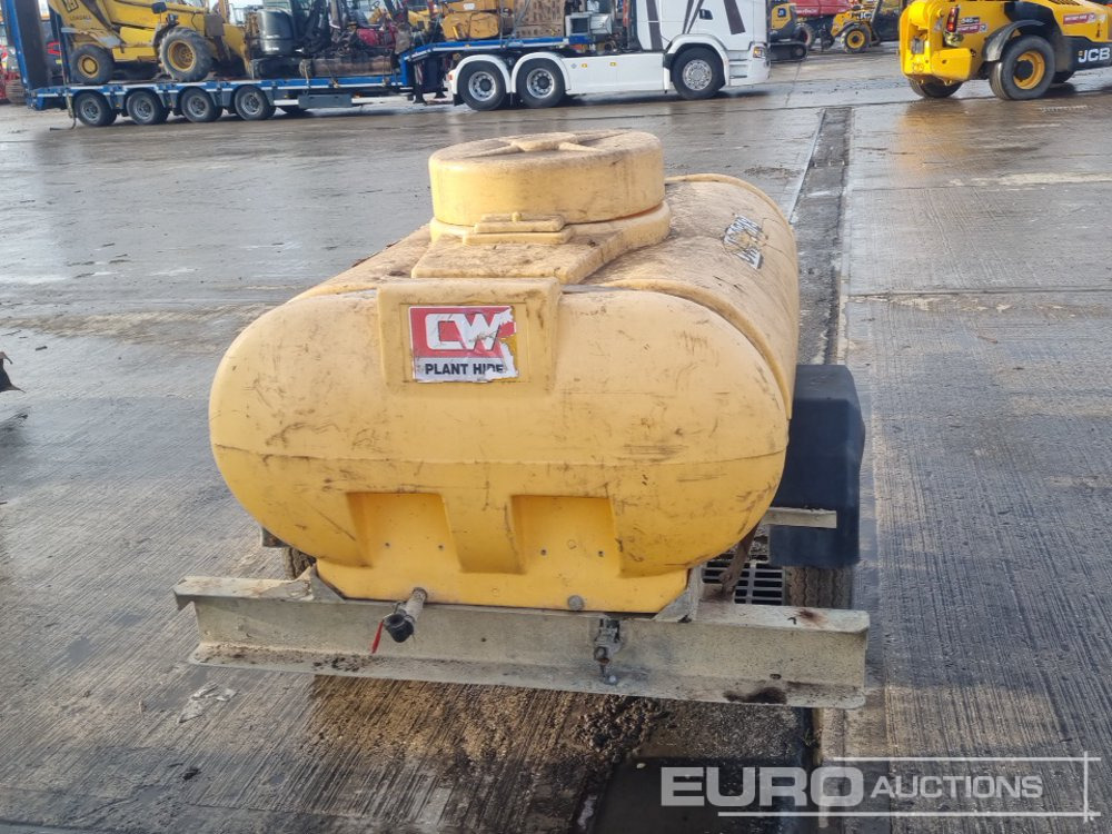 2013 Traier Engineering Single Axle Plastic Water Bowser - Cisterna za skladištenje: slika 2013 Traier Engineering Single Axle Plastic Water Bowser - Cisterna za skladištenje 2013 Traier Engineering Single Axle Plastic Water Bowser - Cisterna za skladištenje: slika 2013 Traier Engineering Single Axle Plastic Water Bowser - Cisterna za skladištenje