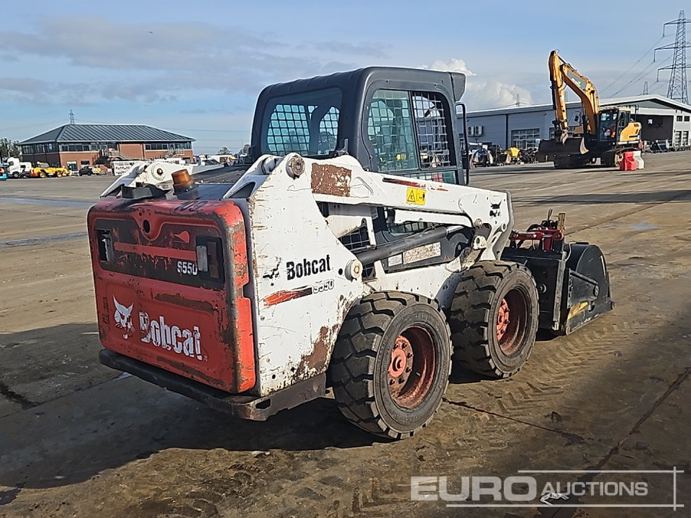 2014 Bobcat S550 - Mini utovarivač: slika  2014 Bobcat S550 - Mini utovarivač 2014 Bobcat S550 - Mini utovarivač: slika  2014 Bobcat S550 - Mini utovarivač