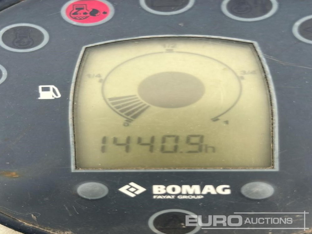 2014 Bomag BW120AD-5 - Valjak: slika 2014 Bomag BW120AD-5 - Valjak 2014 Bomag BW120AD-5 - Valjak: slika 2014 Bomag BW120AD-5 - Valjak